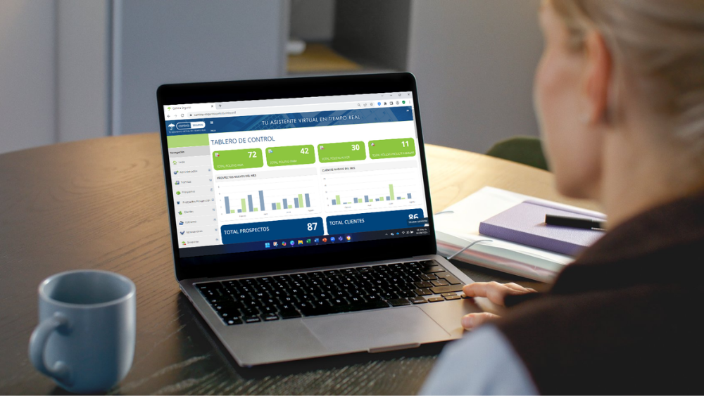 El tablero de 5 minutos que evita que se te escape un pago como agente de seguros 